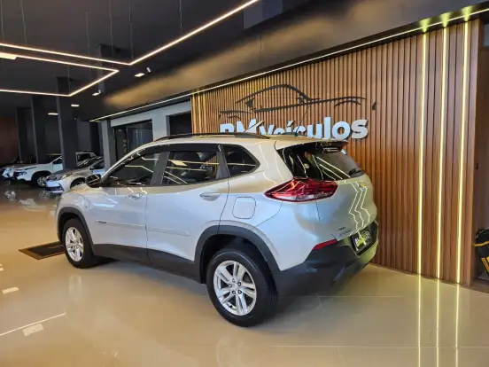 CHEVROLET-TRACKER-2020