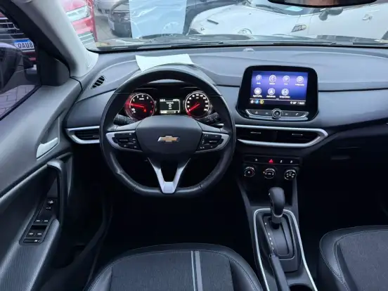 CHEVROLET-TRACKER-2020