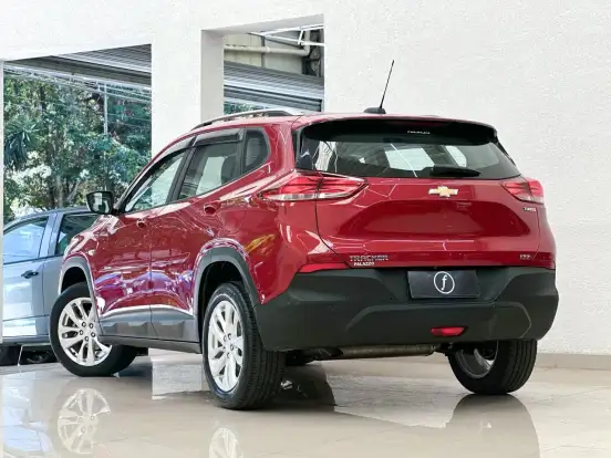 CHEVROLET-TRACKER-2021