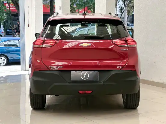 CHEVROLET-TRACKER-2021