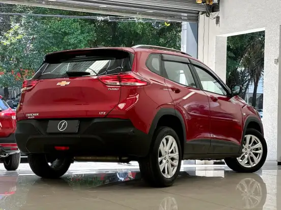 CHEVROLET-TRACKER-2021
