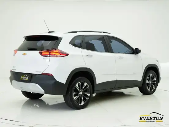 CHEVROLET-TRACKER-2021