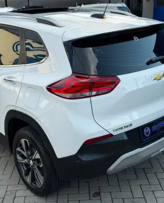 CHEVROLET-TRACKER-2021