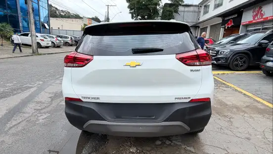 CHEVROLET-TRACKER-2024