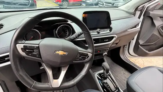 CHEVROLET-TRACKER-2024