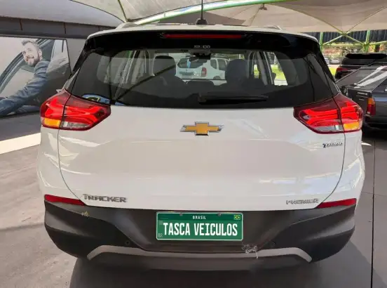 CHEVROLET-TRACKER-2025