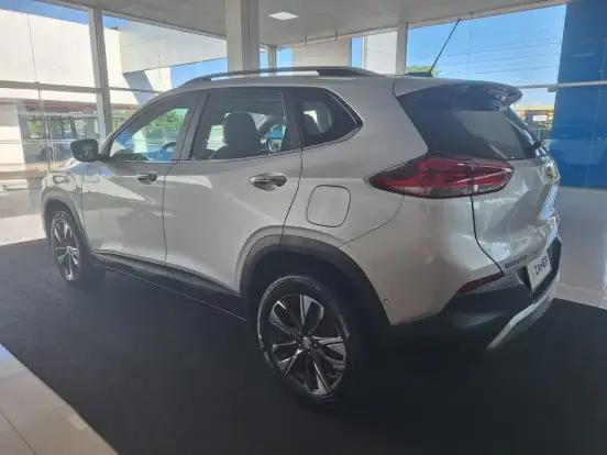 CHEVROLET-TRACKER-2021