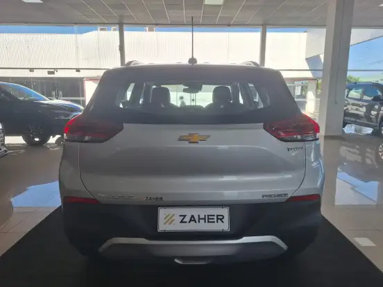 CHEVROLET-TRACKER-2021