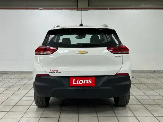 CHEVROLET-TRACKER-2025