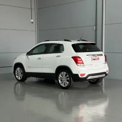 CHEVROLET-TRACKER-2018
