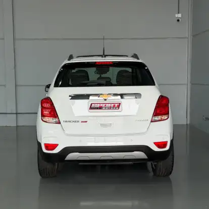 CHEVROLET-TRACKER-2018