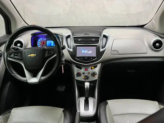 CHEVROLET-TRACKER-2014