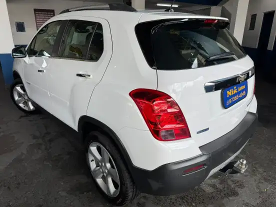 CHEVROLET-TRACKER-2014