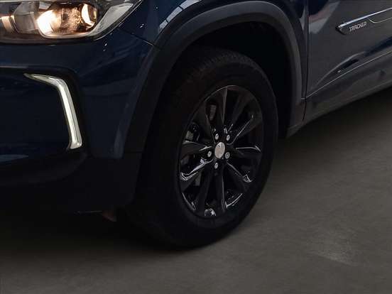 CHEVROLET-TRACKER-2024