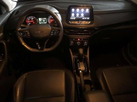 CHEVROLET-TRACKER-2023