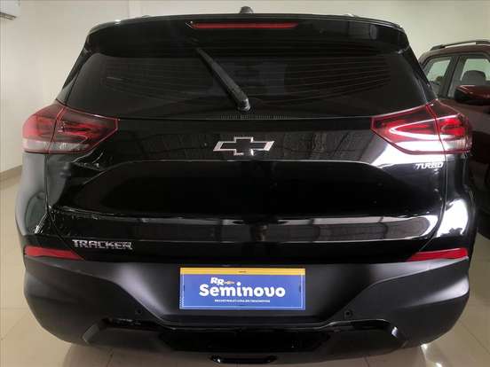 CHEVROLET-TRACKER-2023