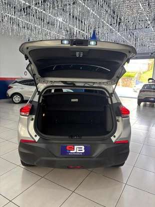 CHEVROLET-TRACKER-2020