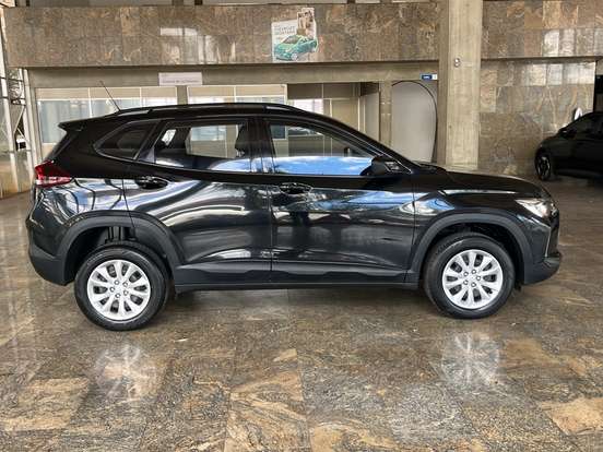 CHEVROLET-TRACKER-2022