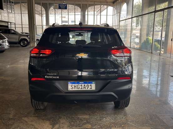 CHEVROLET-TRACKER-2022