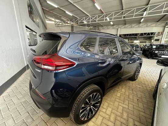 CHEVROLET-TRACKER-2024