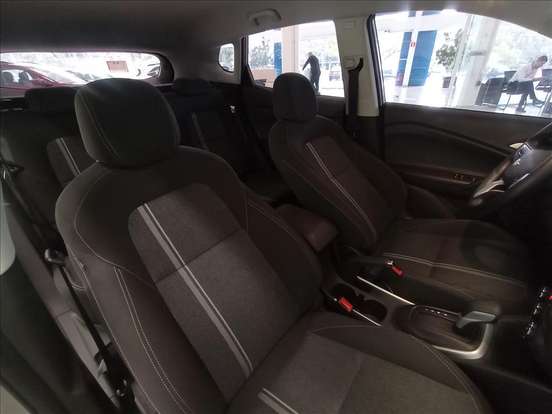 CHEVROLET-TRACKER-2023