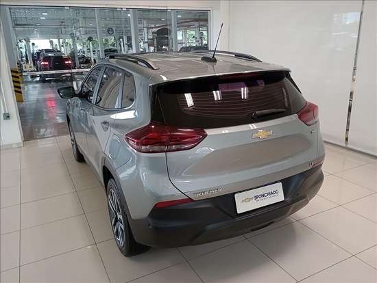 CHEVROLET-TRACKER-2023