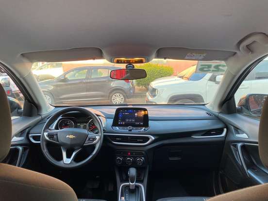 CHEVROLET-TRACKER-2024