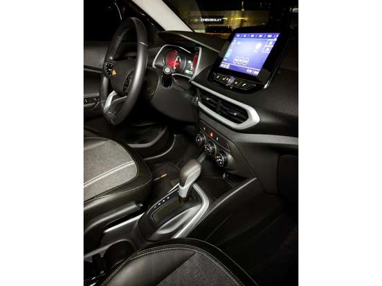 CHEVROLET-TRACKER-2024