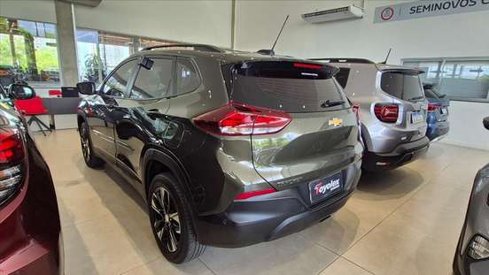 CHEVROLET-TRACKER-2023
