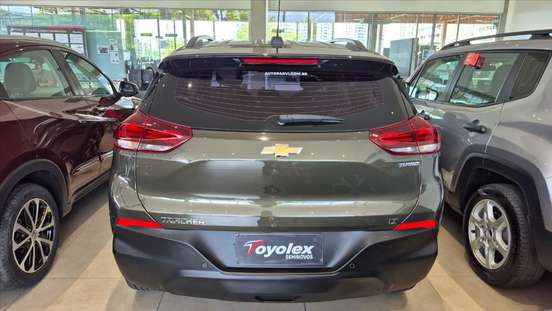 CHEVROLET-TRACKER-2023