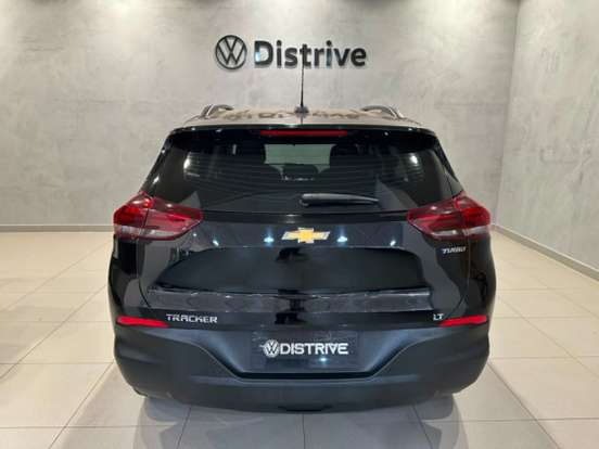 CHEVROLET-TRACKER-2024