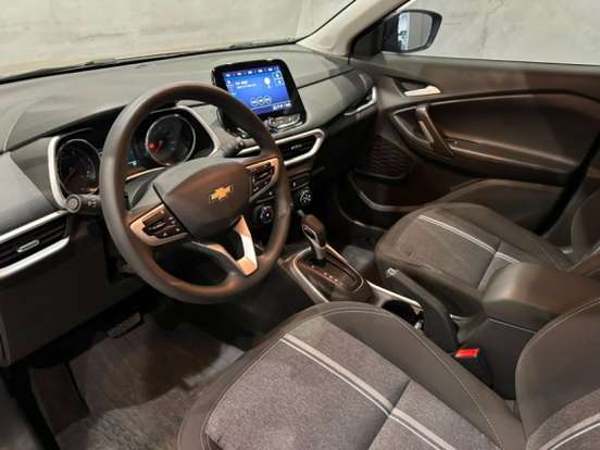 CHEVROLET-TRACKER-2024