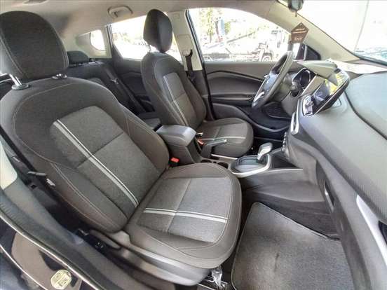 CHEVROLET-TRACKER-2023