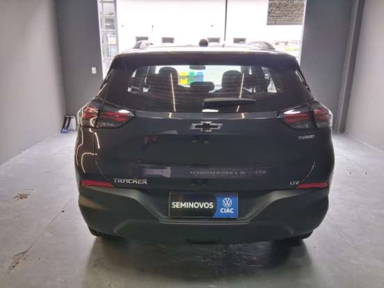 CHEVROLET-TRACKER-2025
