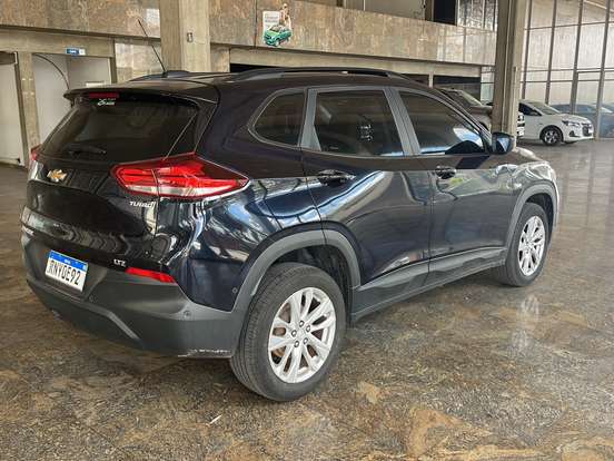 CHEVROLET-TRACKER-2021