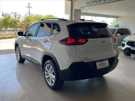 CHEVROLET-TRACKER-2024