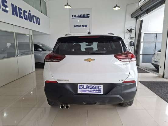 CHEVROLET-TRACKER-2024