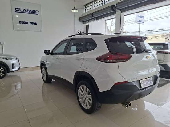 CHEVROLET-TRACKER-2024