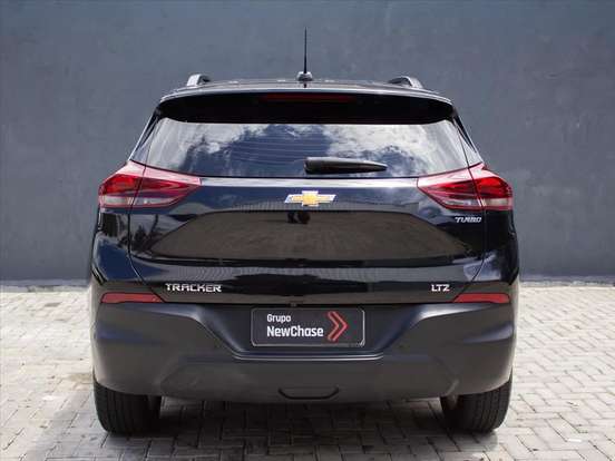 CHEVROLET-TRACKER-2024