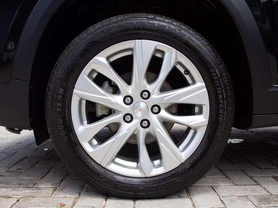 CHEVROLET-TRACKER-2024