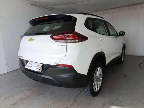 CHEVROLET-TRACKER-2024