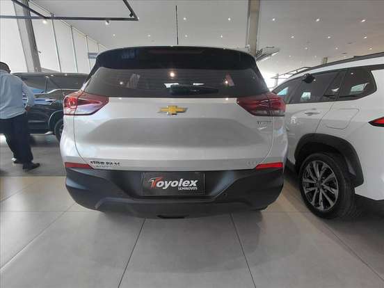CHEVROLET-TRACKER-2022