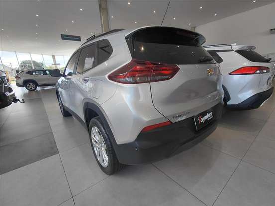 CHEVROLET-TRACKER-2022