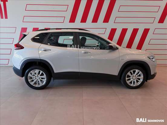 CHEVROLET-TRACKER-2022