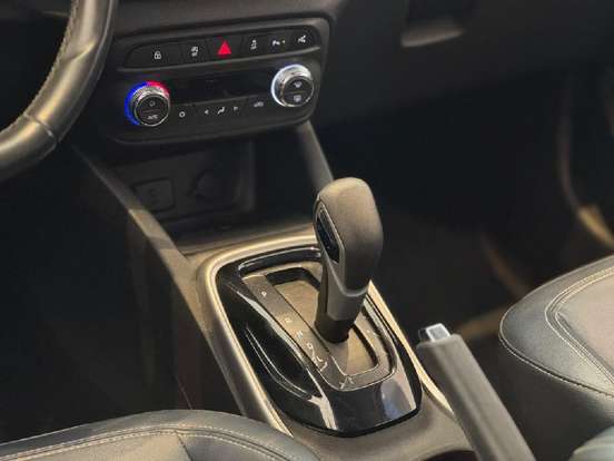 CHEVROLET-TRACKER-2021
