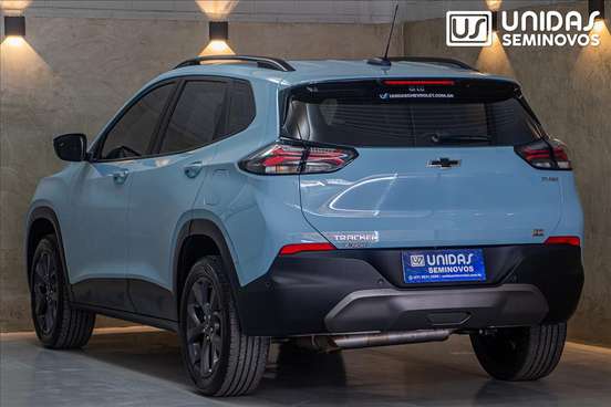 CHEVROLET-TRACKER-2025