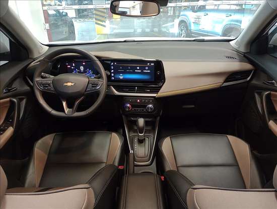 CHEVROLET-TRACKER-2025