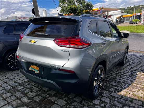 CHEVROLET-TRACKER-2023
