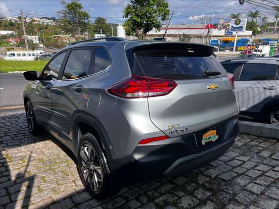 CHEVROLET-TRACKER-2023