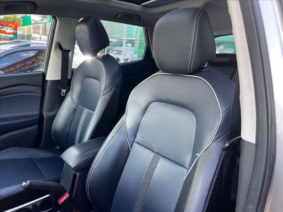 CHEVROLET-TRACKER-2023